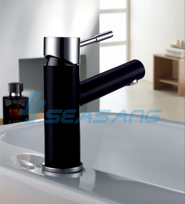Grifo de color negro para lavabo de ba&ntilde;o de fundici&oacute;n s&oacute;lida de acero inoxidable